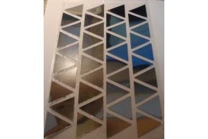 40 Buegelpailletten  Dreiecke 3cm x 3cm spiegel silber